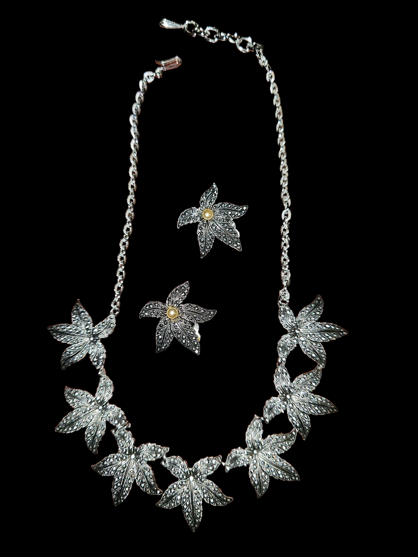 Silver "Maple Leaf" Necklace 16" & Earring set