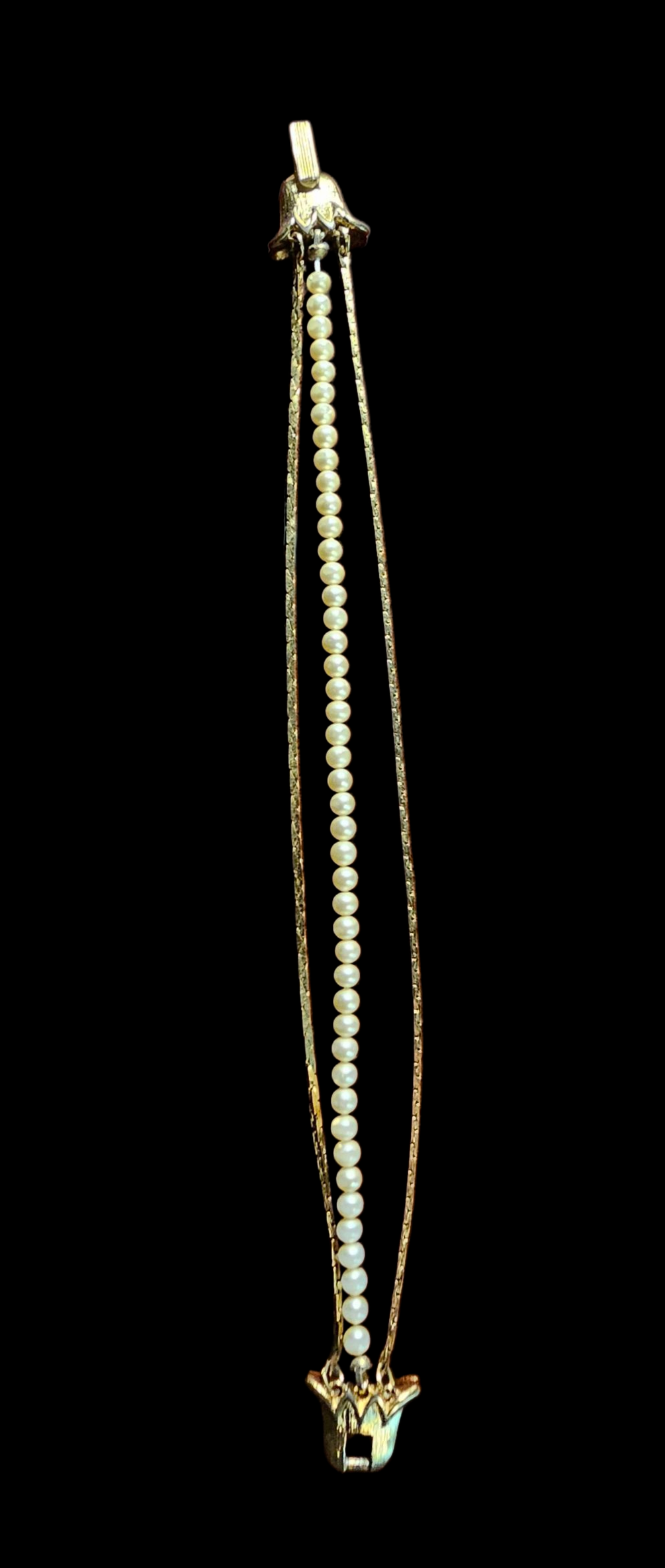 Trifari Bracelet 7" gold herringbone & faux pearl