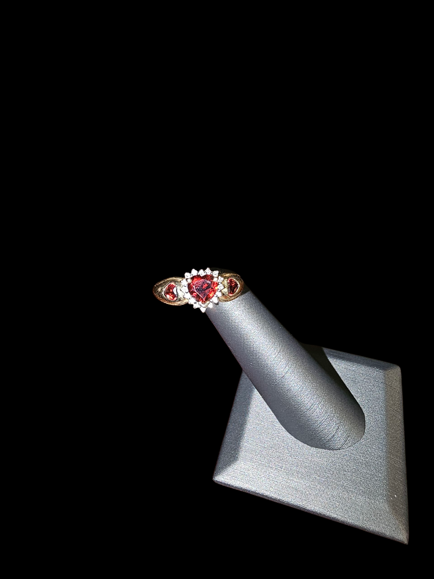 Garnet and Diamond ring
