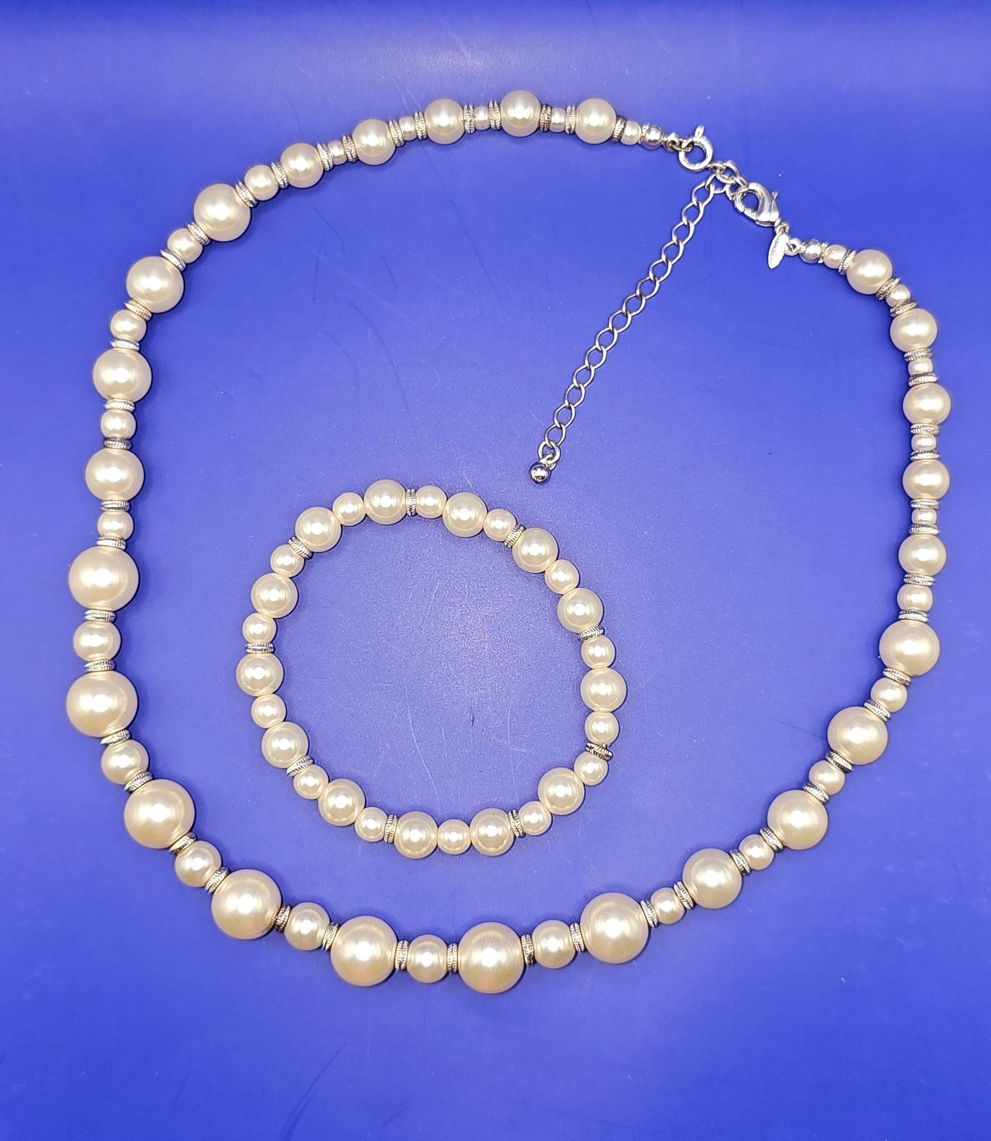 Faux Pearl 18" Necklace & 7" Bracelet set, silver accents