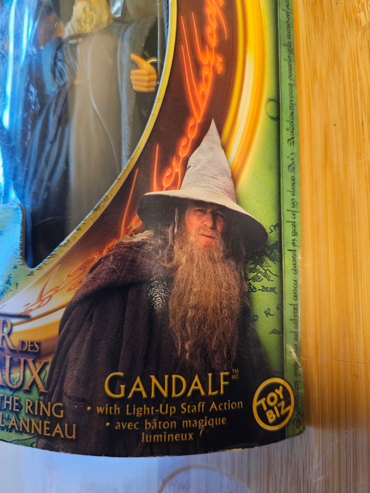 Lord of the Rings - Gandalf with light-up staff action