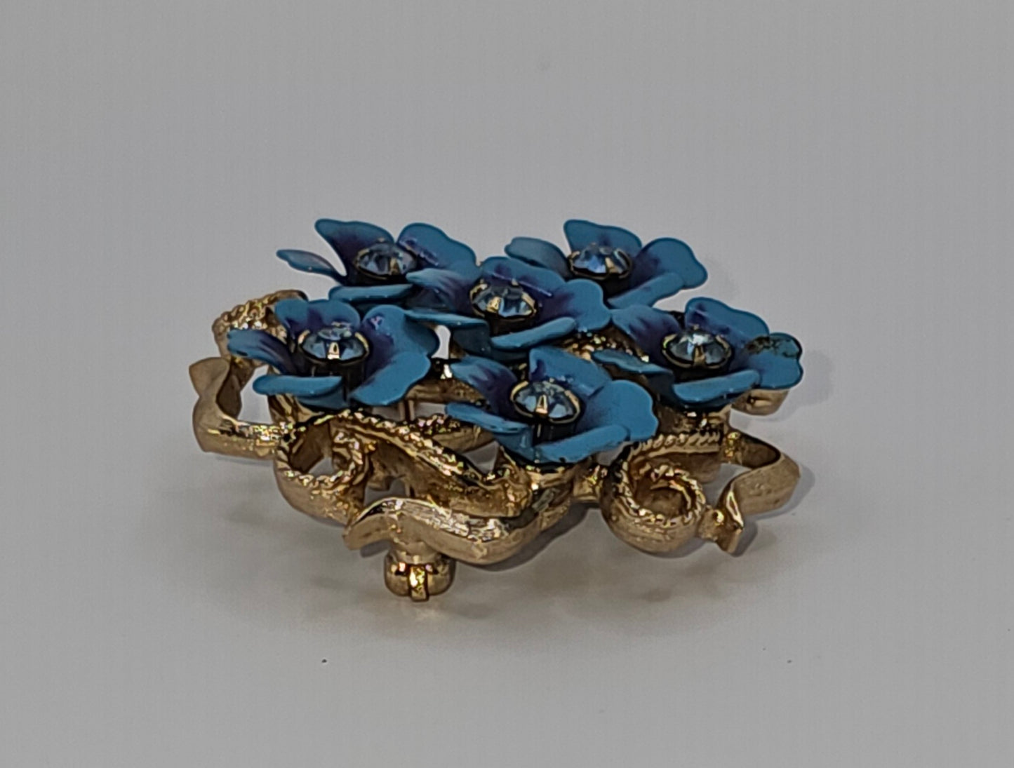 Vintage Avon Flower Brooch - pendant (can be worn as either) light blue flowers with rhinestone, gold